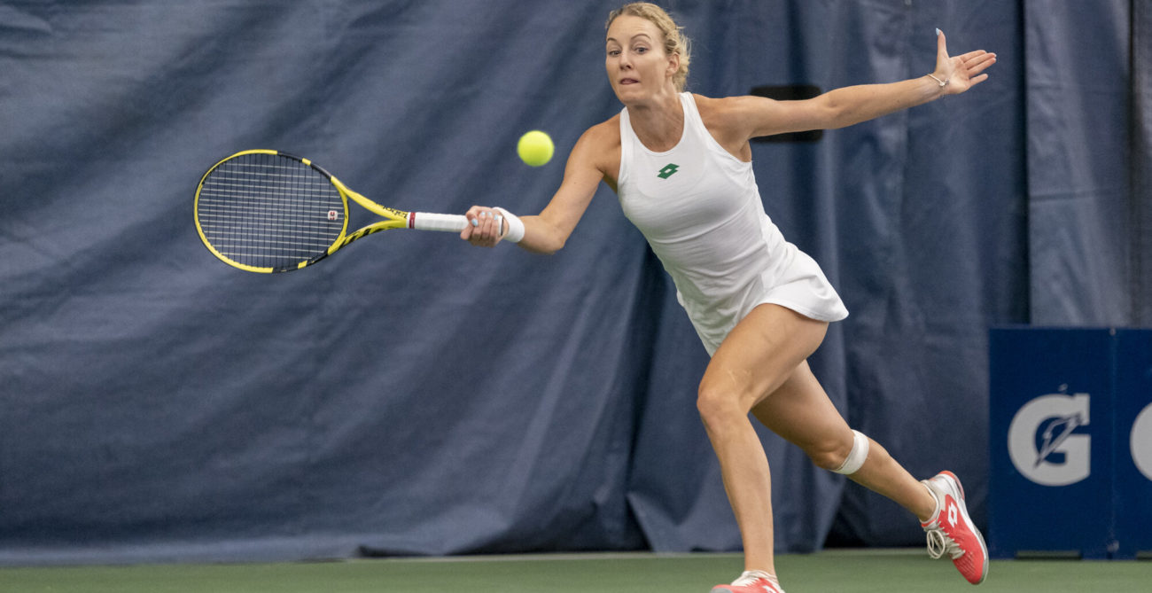 Radwanska stretch forehand